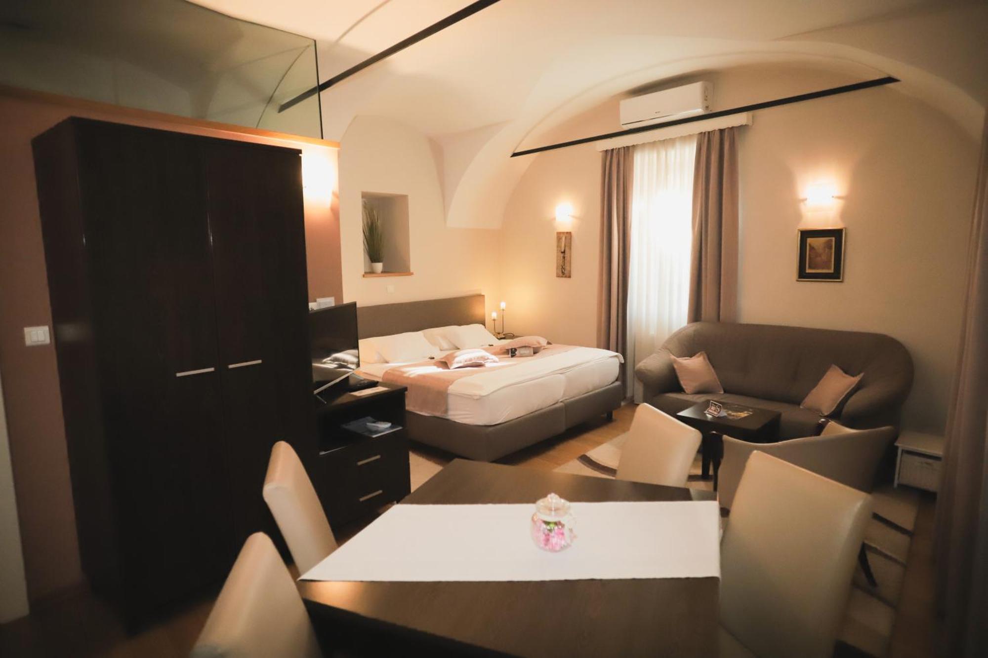 Sobe Bernarda Bed & Breakfast Varazdinske Toplice Dış mekan fotoğraf